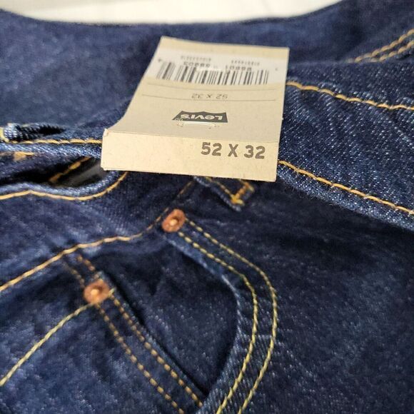 NWT Levi's 559 Jeans Men's 52x32 Dark Rinse Denim - Picture 2 of 8